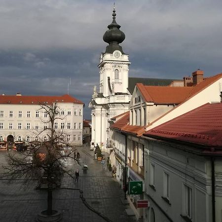 Apartament Barbara - Przy Rynku Wadowice Exterior foto
